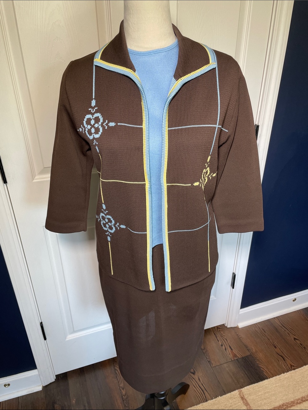 Vintage 60s Miss Pernilla 3 Piece Brown Knit Skirt Set Blue & Yellow Trim Size 6